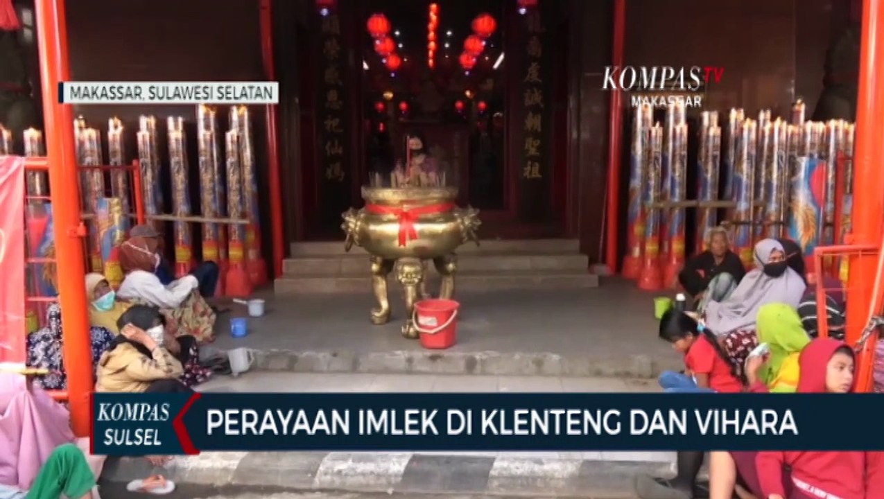 Perayaan Imlek Di Klenteng Dan Vihara