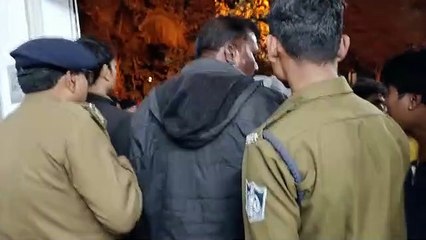 Illegal sand transportation in khargone