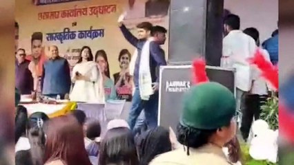 Download Video: अरविंद जाजड़ा ने निर्मल चौधरी को थप्पड़ क्यों मारा...देखिए वीडियो