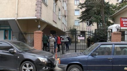 FATİH'TE MASKELİ SİLAHLI 500 BİN EUROLUK GASP