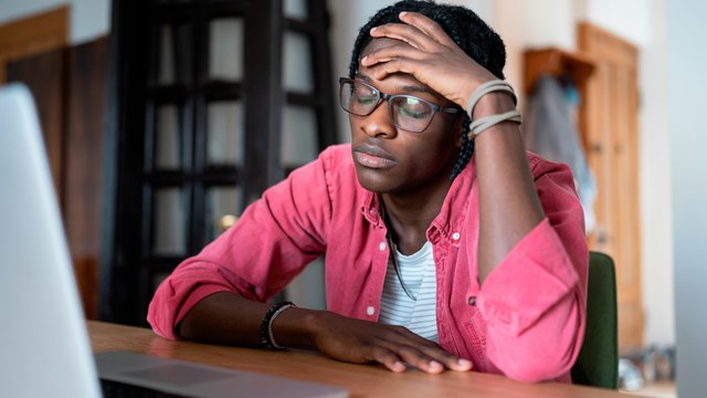 Mies drauf: Diese 3 Sternzeichen lassen sich durch Kleinigkeiten die Laune verderben