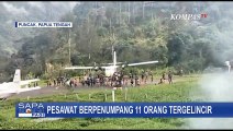 Aksi Warga Tarik Pesawat SAM Air yang Tergelincir