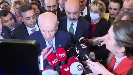 Bahçeli'den soru soran gazeteciye: İşine bak