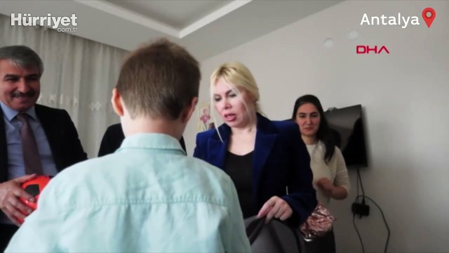 Rektör Özkan, Cem Muhammet'i ziyaret etti