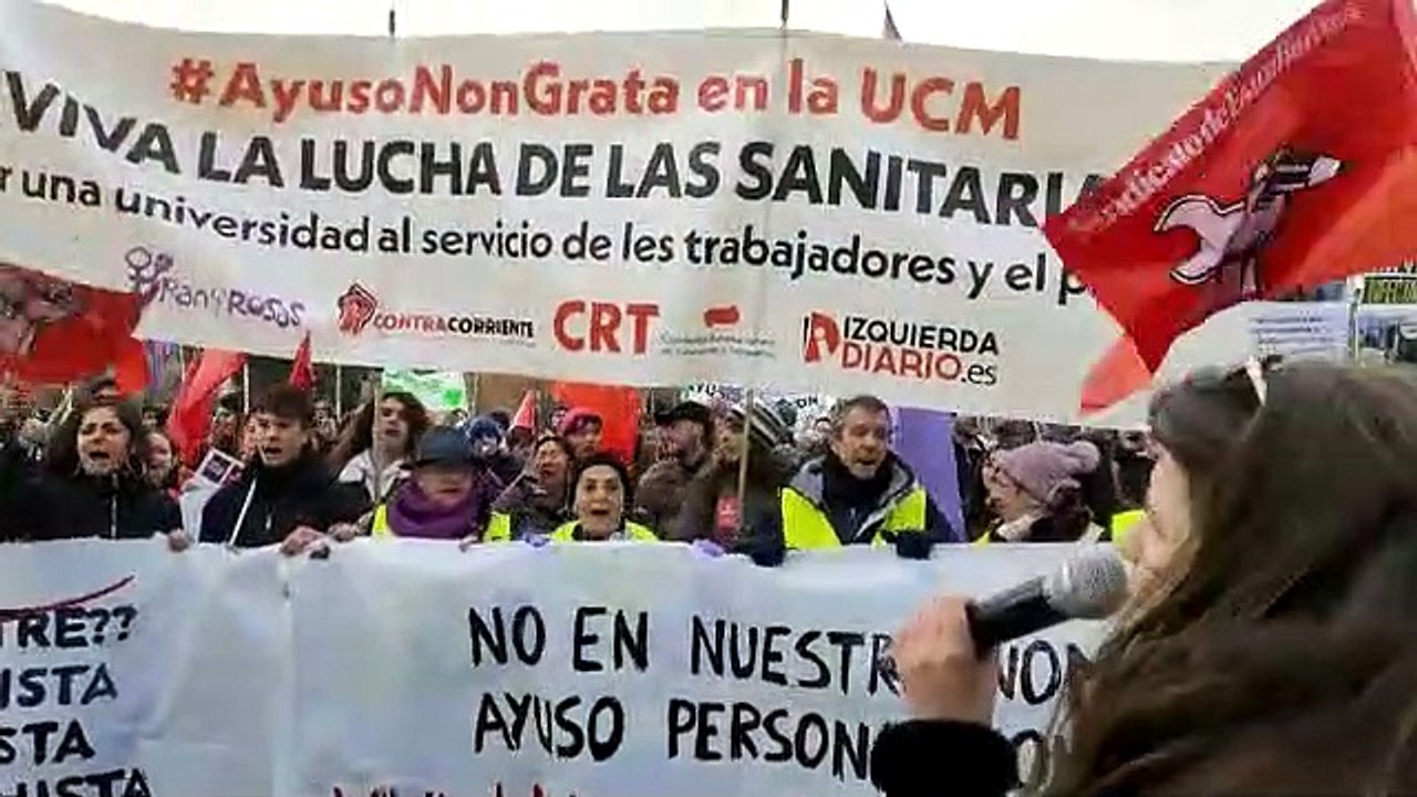 La Complutense se blinda para recibir a Ayuso mientras estudiantes de izquierdas se manifiestan a grito de "fascista" y "asesina"