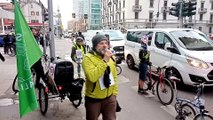 Milano, ciclabile umana in via Melchiorre Gioia: 