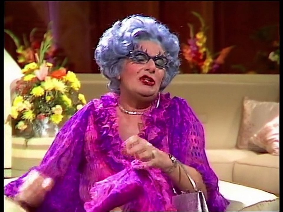 An Audience with Dame Edna Everage (1980) - LWT Comedy - Barry Humphries