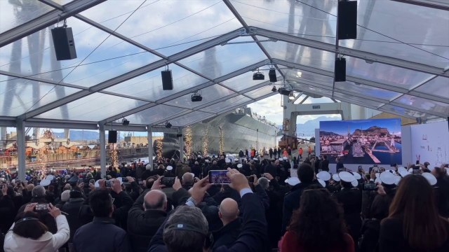 Il varo a Palermo della nave anfibia Landing Platform Dock Al Fulk