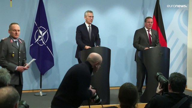 Polónia já pediu autorização para ceder tanques à Ucrânia e Rússia avisa Alemanha
