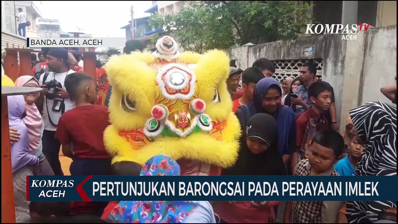 Pertunjukan Barongsai Pada Perayaan Imlek di Aceh