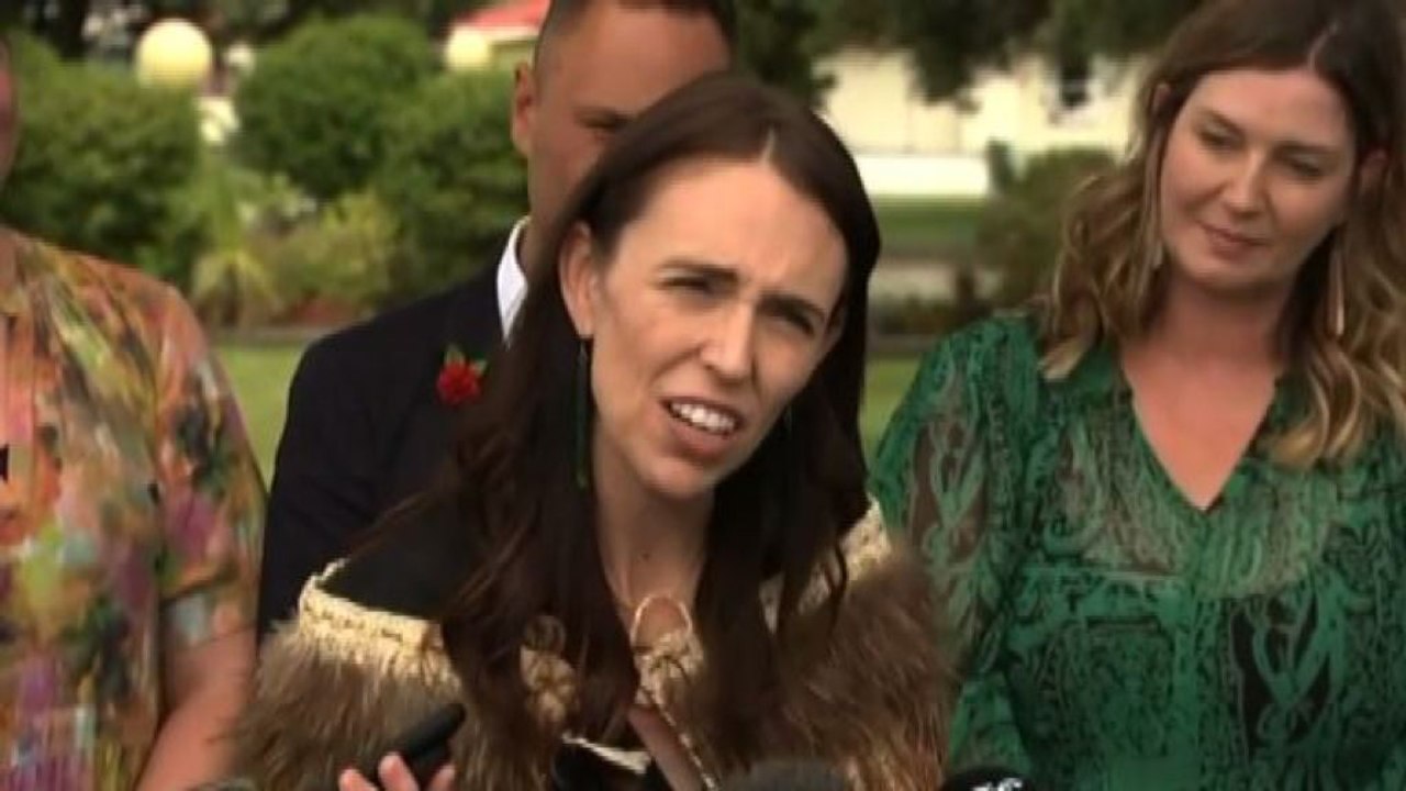 L'addio di Jacinda Ardern: grata per tutto l'amore