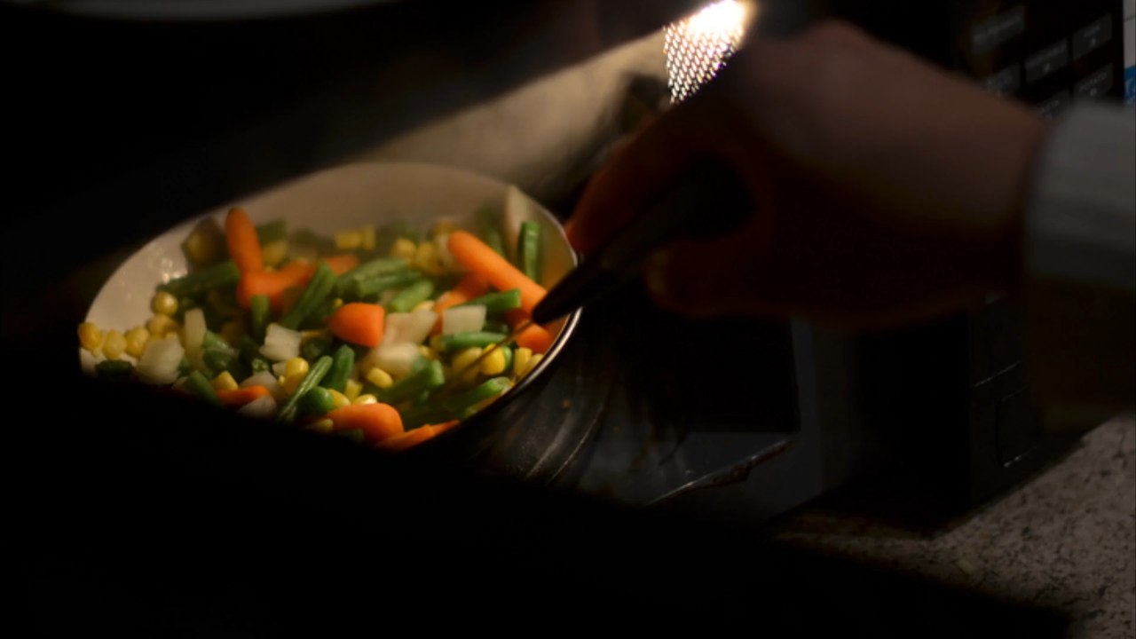 Erhitzen in der Mikrowelle: Das sollte man beachten
