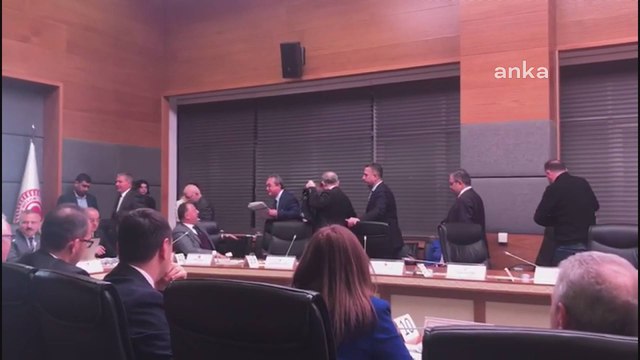 CHP ve İYİ Parti milletvekilleri komisyonu terk etti