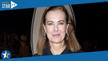 Charlotte Casiraghi et sa belle-mère Carole Bouquet, très chic avec ses lunettes : réunies chez Chan