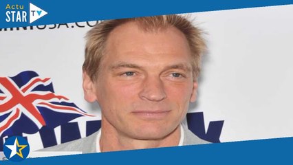 Disparition de Julian Sands : sa famille sort du silence pour la première fois