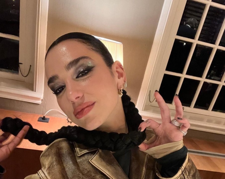 Dua Lipa Paired Her Butt-Length Braid with a '90s Zig-Zag Part