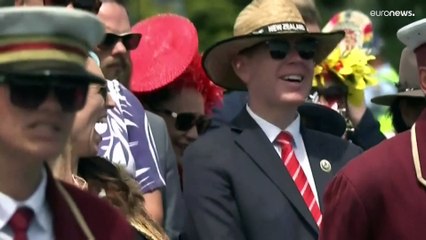 Ardern diz-se "agradecida" pelos anos passados na chefia do governo