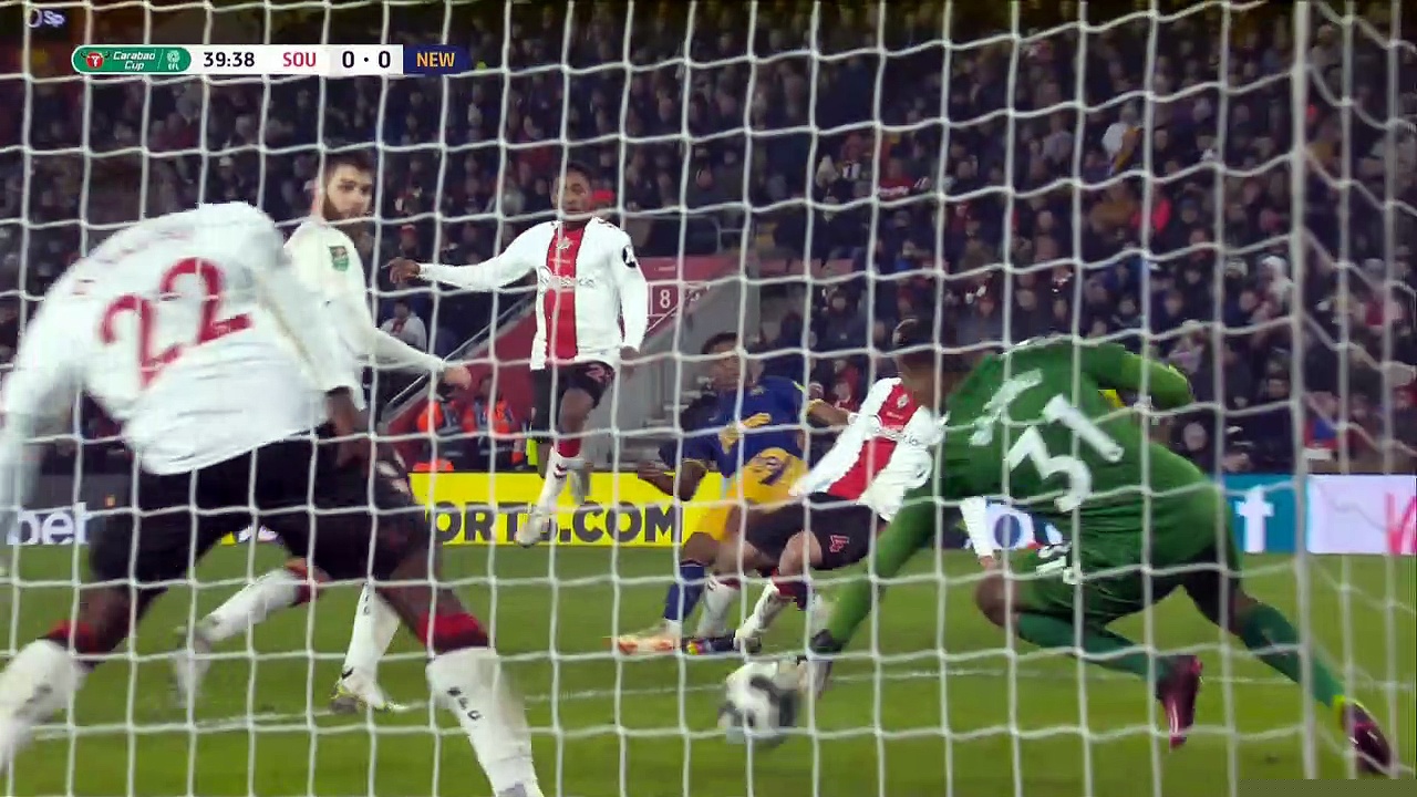 FA Cup : Newcastle remporte la première manche contre Southampton