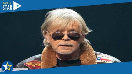 Renaud amoureux ? Ce qu'il aurait décidé de faire pour épater une « jeune femme »