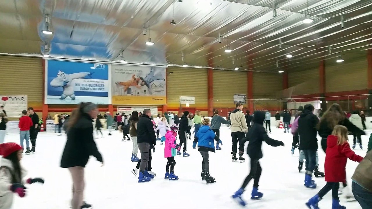 Eisbahn (20230115_153520)