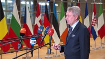 Nato: Ankara stoppa i negoziati per l'adesione di Svezia e Finlandia