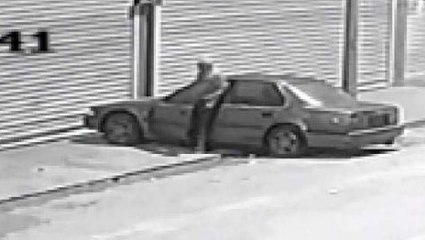 Hırsızdan pişkin hareket; Site bekçisine kendi aracını ittirdi