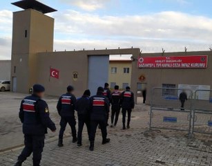 Gaziantep'te aranan 37 şahıstan 27'si tutuklandı