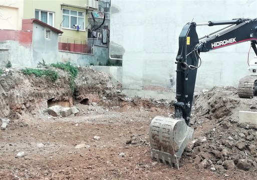 İnşaat kazısında Bizans dönemine ait yapı kalıntısı bulundu