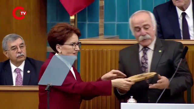 CHP Genel Başkanı Kemal Kılıçdaroğlu partisinin grup toplantısında konuşuyor (149)