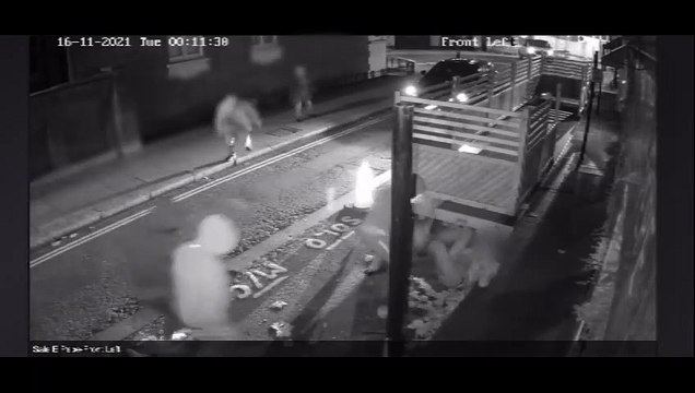 Moment robbers use stun gun on US tourist to snatch £100k watch in Chelsea. Credit: Met Police