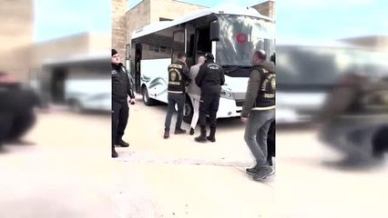 Umut avcılarına operasyon: "Memur yapacağız" yalanıyla dolandırıcılık yapan 9 kişi tutuklandı