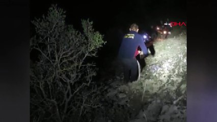Fotoğraf çekerken kayalıklardan düştü