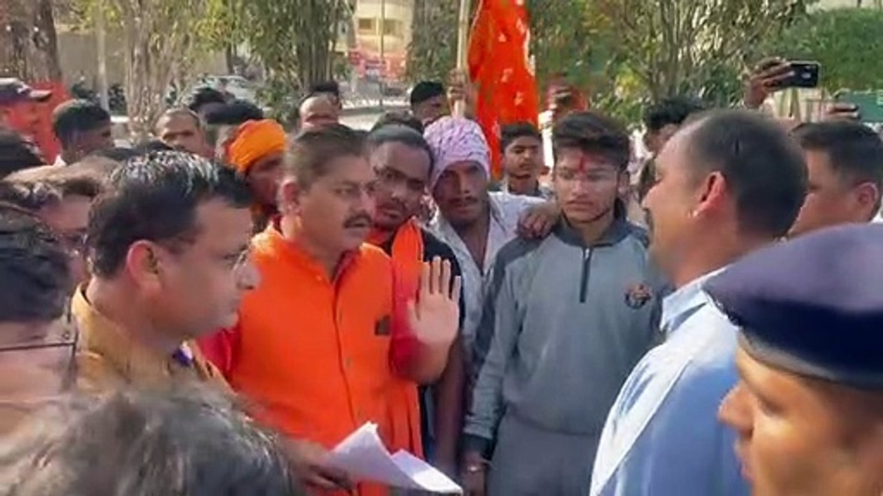Pathan Controversy in CG: छत्तीसगढ़ में पठान फिल...