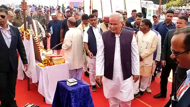 सीएम बघेल ने बस्तरवासियों को दी 133 करोड़ रूपए के विकास कार्यों की सौगात, देखे वीडियो.....