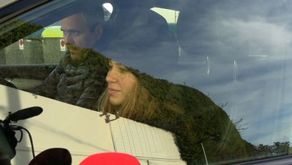 Shakira no aclara si ha pedido a sus hijos que no llamen abuelos a los padres de su ex