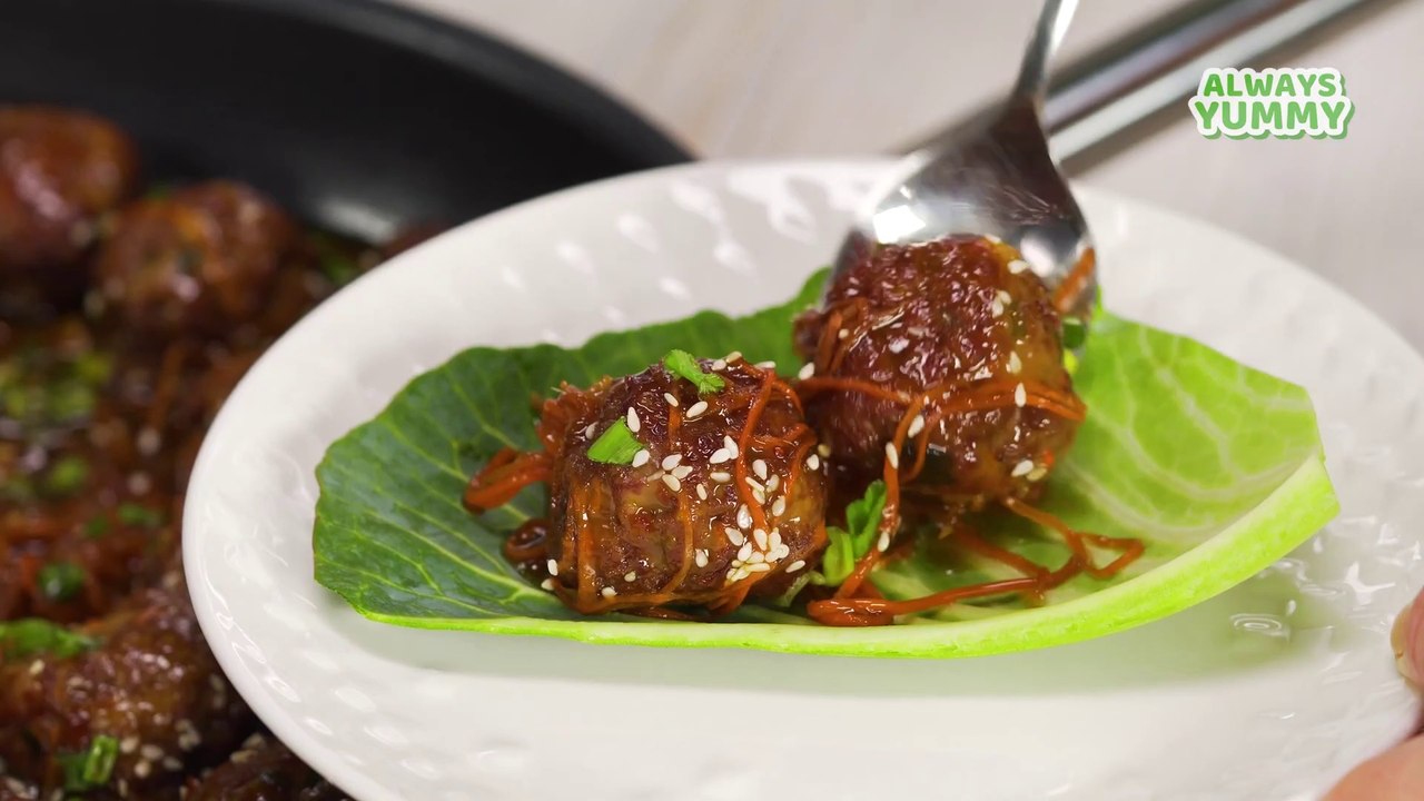 30 MINUTE DINNER | Mongolian Meatballs - SWEET GLAZED MEATBALLS. Recipe by Always Yummy!