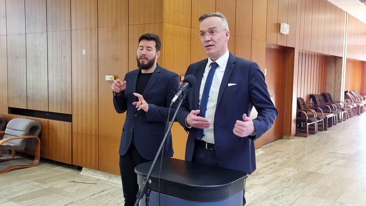 ZÁZNAM: M.Klimek: MF bude tento rok viazať 3 % výdavkov a pripravovať vyrovnaný rozpočet