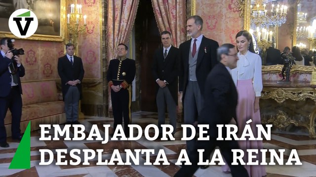El 'desaire' del embajador iraní a la reina Letizia al no poder darle la mano