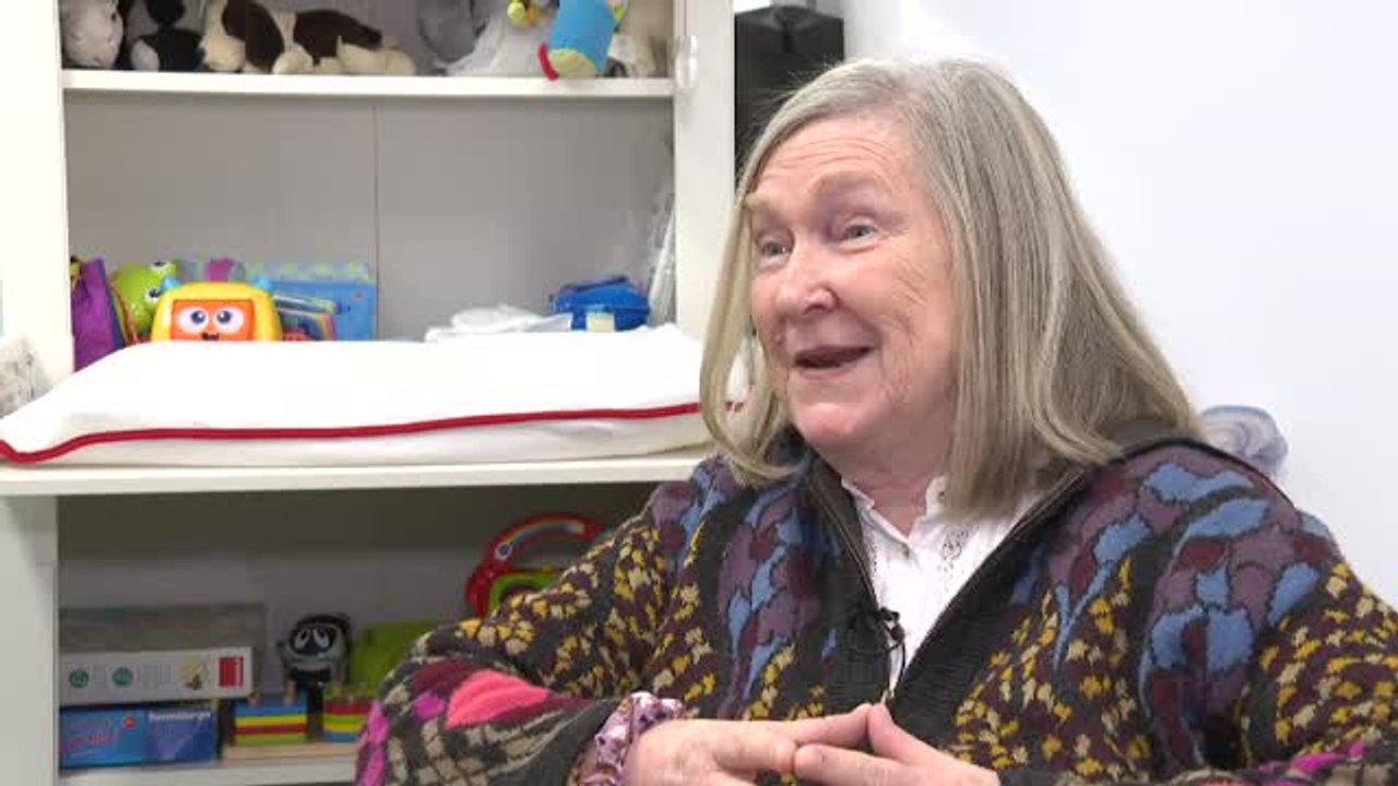 Así son las acogidas de urgencia: "Tienes que estar preparada 24 horas al día, pero es maravilloso"