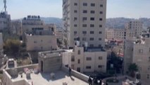 İsrail Doğu Kudüs'te Filistinlilere ait bir evi yıktı (2)