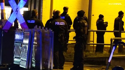 Schleswig-Holstein: 2 Tote nach Messerangriff in Regionalzug