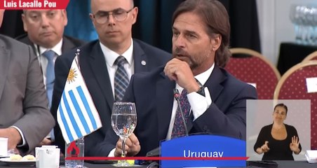 Presidente de Uruguay habla de respeto a la democracia en la cumbre de CELAC, donde se encuentra Díaz Canel.