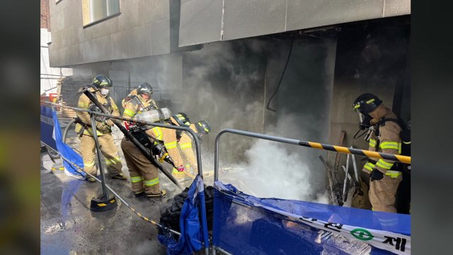 시장 공사장에서 불...작업자 1명 연기 흡입 / YTN