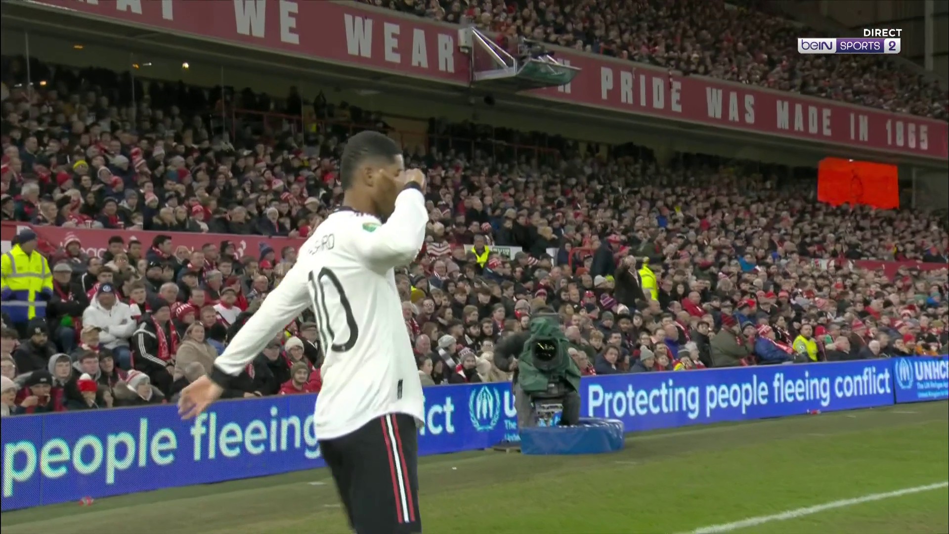 Marcus Rashford marque après un rush en solitaire du milieu de terrain