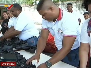 Amazonas | Realizan entrega de uniformes escolares a estudiantes del Liceo  Santiago Aguerrevere