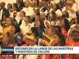 Falcón | Realizan acto de reconocimiento a maestros y maestras de la Patria