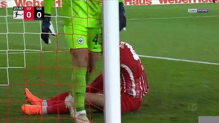 Bundesliga : Kolo Muani buteur, Francfort accroché par Fribourg