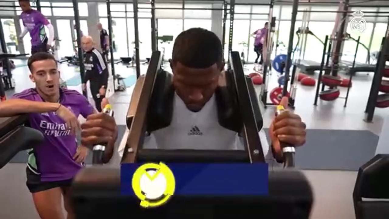 Preparing for the COPA del REY _ Real Madrid - Atlético de Madrid(360P)