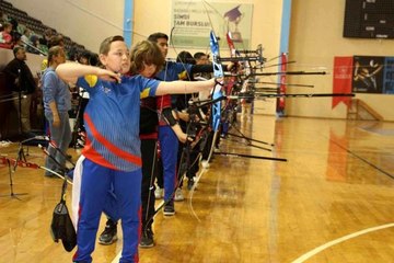 Denizli'de okçular 2023'ün ilk atışını yaptı