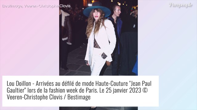 Clotilde Courau et Kylie Jenner en décolleté plongeant ou corseté, Carla Bruni... Stars en cascade pour Jean Paul Gaultier